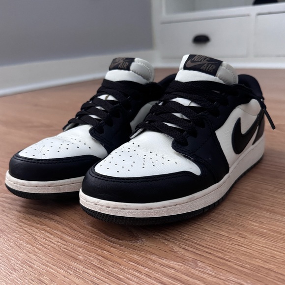Nike Air Jordan 1 Low Black White Brown | Women’s Sneakers | Size 7 (5.5Y) - Picture 4 of 4